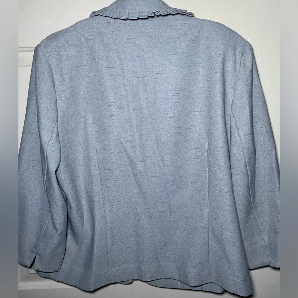 Alfred Dunner Women’s Blazer Jacket Gray‎ 3-Button Gray Trim Notch Collar 16P